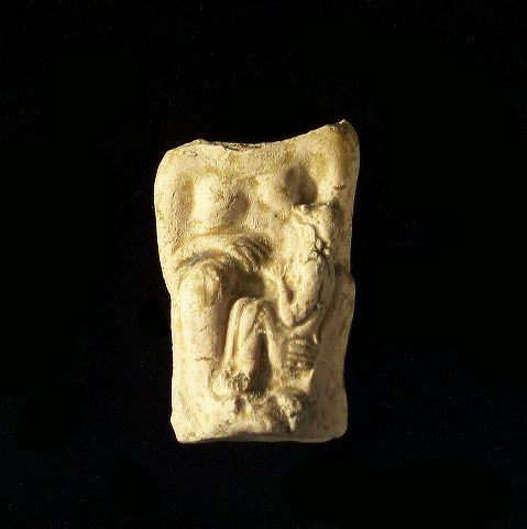 078_-_statuette.jpg